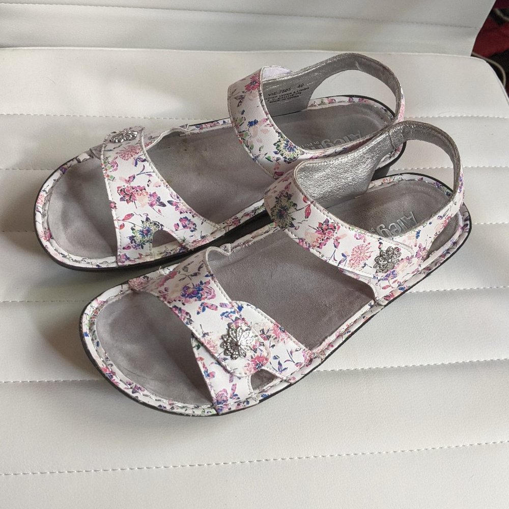Alegria size 40 (9.5-10 US size) sandals